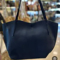 تعدادی کیف زنانه