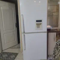2عدد یخچال کاملا تمیز با قیمت عالی