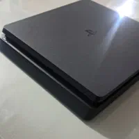 PS4 Slim 1TB بسیار تمیز و سالم
