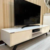 زیر تلویزیون ام دی اف های گلاس