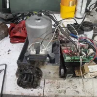 تعمیرات تخصصی انواع جک پارکینگ و کرکره برقی