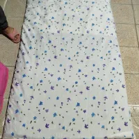 تعدادی تشک سالم|رختخواب، بالش، پتو|مشهد, انقلاب|دیوار