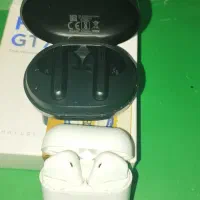 دو عدد ایرپاد نیاز به تعمیر و اوراق