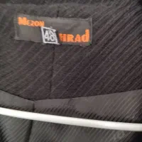 پالتو فوتر کجراه  ،آستردار|لباس|صومعه‌سرا, |دیوار