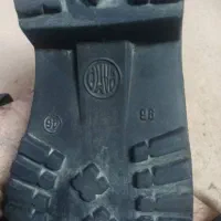 پوتین سربازی|کیف، کفش، کمربند|برخوار, |دیوار