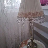 آباژور کنار مبلی