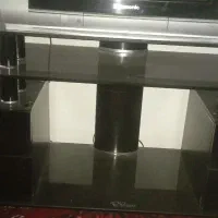 فروش ۲ عدد تلویزین ۲۱ قدیمی همراه میز شیشه ای|تلویزیون و پروژکتور|آیسک, |دیوار