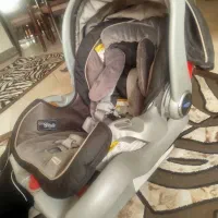 کریر و صندلی ماشین کودک Graco ( در حد و سالم )