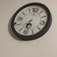 ساعت دیواری