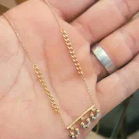 گردنبد نمادار نو‌بدون اجرت