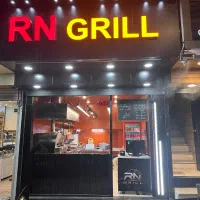 استخدام نیرو جهت کار در فست فود
