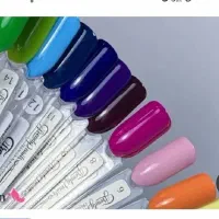 تعداد ۲۰۰ عدد لاک ژل همرا با کالیته آماده