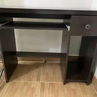 میز کامپیوتر در حد نو فروش ف و ر ی
