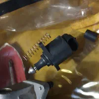 دریچه گاز به همراه سنسورهای اصلی سوویسی|قطعات یدکی و لوازم جانبی|رشت, لاکانی|دیوار