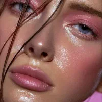 طراحی سیاه قلم و رنگ روغن هایپر رئال..