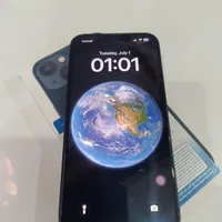 اپل iPhone 13 با حافظهٔ ۱۲۸ گیگابایت