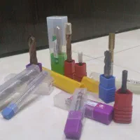 فروش ابزارآلات تراشکاری وفرزکاری