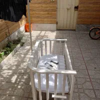 گهواره کنار تختی درحد نو