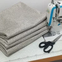 دو جفت رویه بالشت کنار سالنی