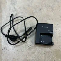 دوربین canon 2000d|دوربین عکاسی و فیلم‌برداری|رشت, شهرک قدس|دیوار
