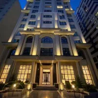 فروش واحد ۱۲۰متری/خشک/سه بر نور/خیابان صددستگاه