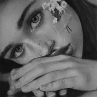 سیاه‌قلم طراحی چهره