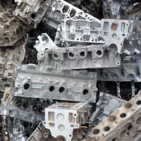 ضایعات آلمینیوم شیراز و صدرا|عمده‌فروشی|شیراز, ستارخان|دیوار