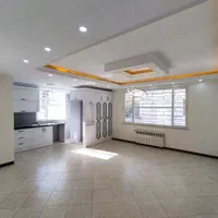 ۶۸ متر_ نورگیر_ سند تکبرگ _ دوخواب_پارکینگ دار