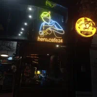 نیروی کار در کافیشاپ