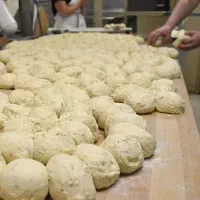 نیروی نانوای خانگی خانم