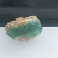 سنگ زمرد سبز