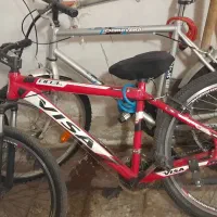 دو دستگاه دوچرخه