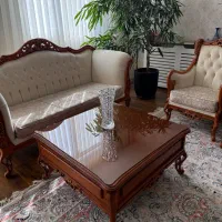 مبل چوب گردو سالم در حد نو