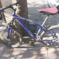 سه عدد دوچرخه دسته دوم