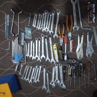 یک سری ابزار در حد نو بفروش میرسد