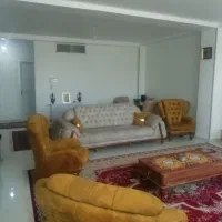 ۳خواب طبقه اول درب حیاط