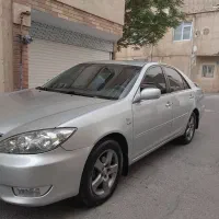 تویوتا مدل۲۰۰۶ بسیار سالم و تمیز