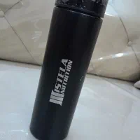 ۱ عدد فلاسک ۱ لیتری اب جوش و چای کاملا سالم درحدنو