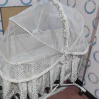 گهواره ی نوزاد