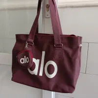 کیف|کیف، کفش، کمربند|زرندیه, |دیوار