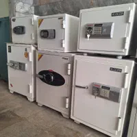 انبار مرکزی گاوصندوق نسوز کاوه سلاح صرافی زرگری آس|ابزارآلات|کرمان, |دیوار