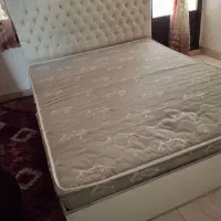 تخت دونفره شیک در حد نو