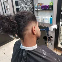 پیرایش مردانه ماهر و مبتدی|استخدام درمانی، زیبایی، بهداشتی|اصفهان, شهرستان|دیوار