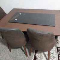 میز ناهارخوری