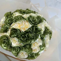 دسته گل رز روبانی