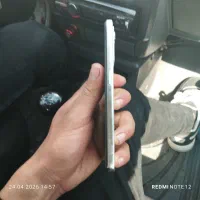 گوشی نوت 12پرو خیلی تمیزه 256رم 8