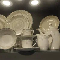 چینی الیزابت ۱۸نفره