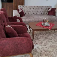 سرویس مبل هشت نفره در حد نو|مبلمان خانگی و میز عسلی|گلوگاه بابل (گلیا), |دیوار