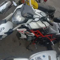 بنلی ۱۵۰ نیوفیس