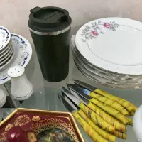 تعدادی ظروف منزل نونو|ظروف سرو و پذیرایی|شیراز, دشت چنار|دیوار